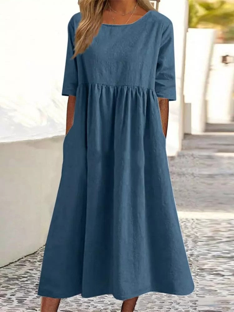 Weites Damen-Maxikleid mit lockerem Schnitt von berg-feldt