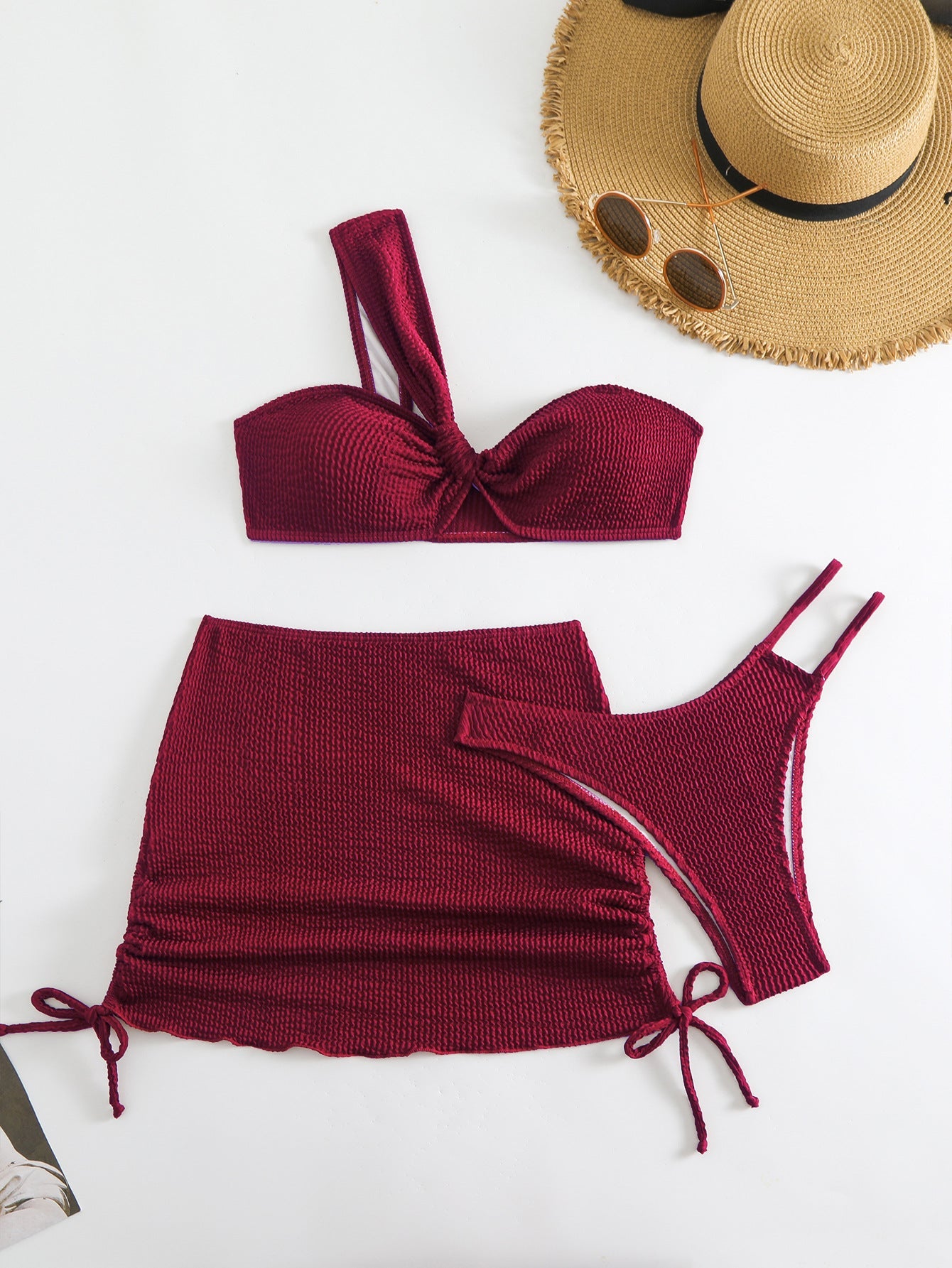 Wickelrock-Bikiniset für Damen mit geknotetem Bandeau-Oberteil von berg-feldt