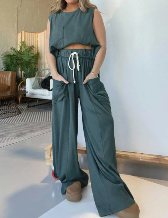 Women's Comfortable Two-Piece Loungewear Set with High-Waisted Trousers by berg-feldt
