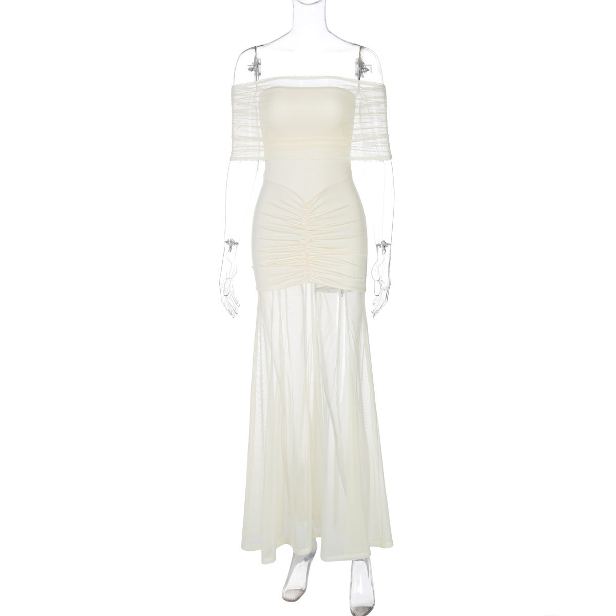 Abendkleid für Damen mit transparenten Einsätzen und eleganten Rüschendetails von berg-feldt
