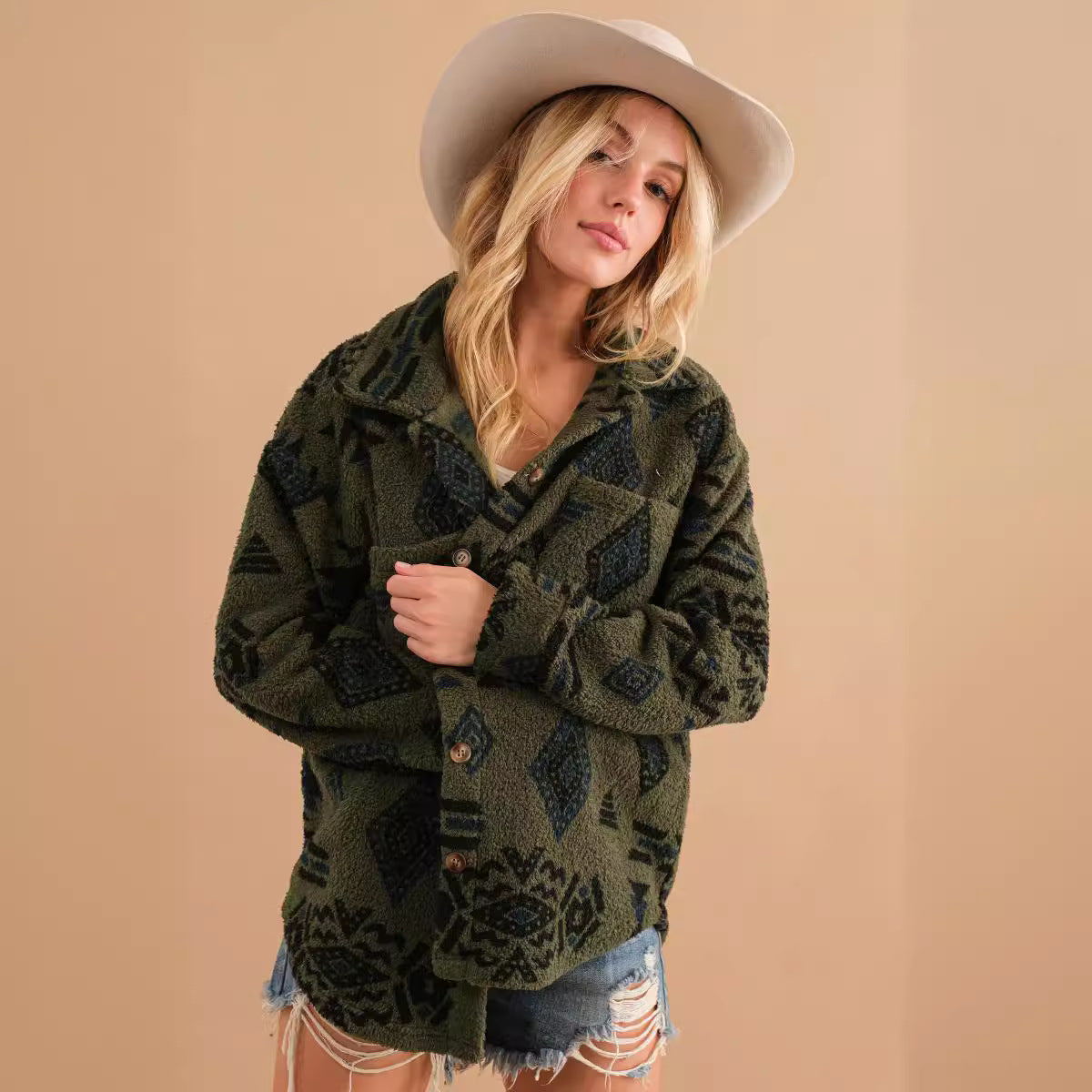 Berg-Feldt | Retro Plüschjacke mit Reverskragen