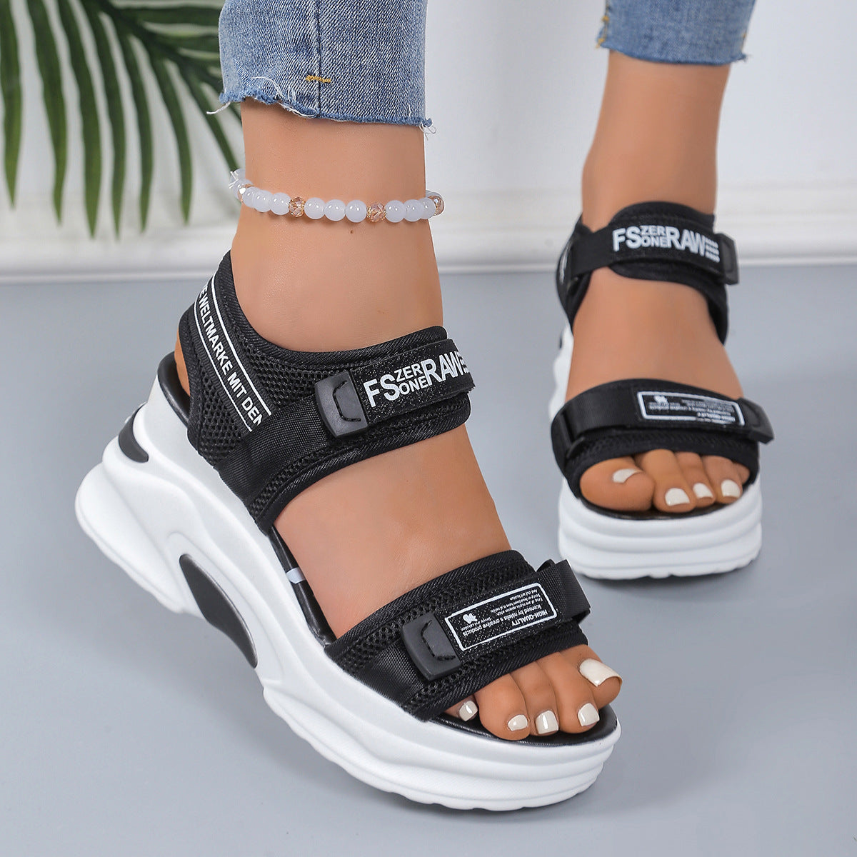Sandales sportives pour femme avec amorti innovant et brides réglables de Berg-Feldt