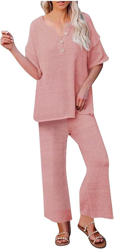 Bequemes Damen-Loungeset mit Ausschnitt und weitem Schnitt von berg-feldt