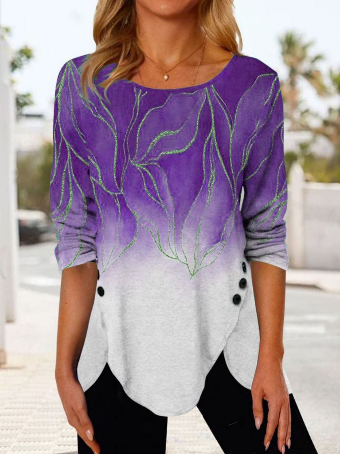 T-shirt élégant à manches longues pour femmes, avec un joli dégradé de couleurs et des boutons décoratifs de berg-feldt