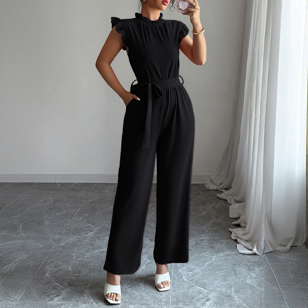 Combinaison élégante pour femme avec fronces et ceinture, de berg-feldt