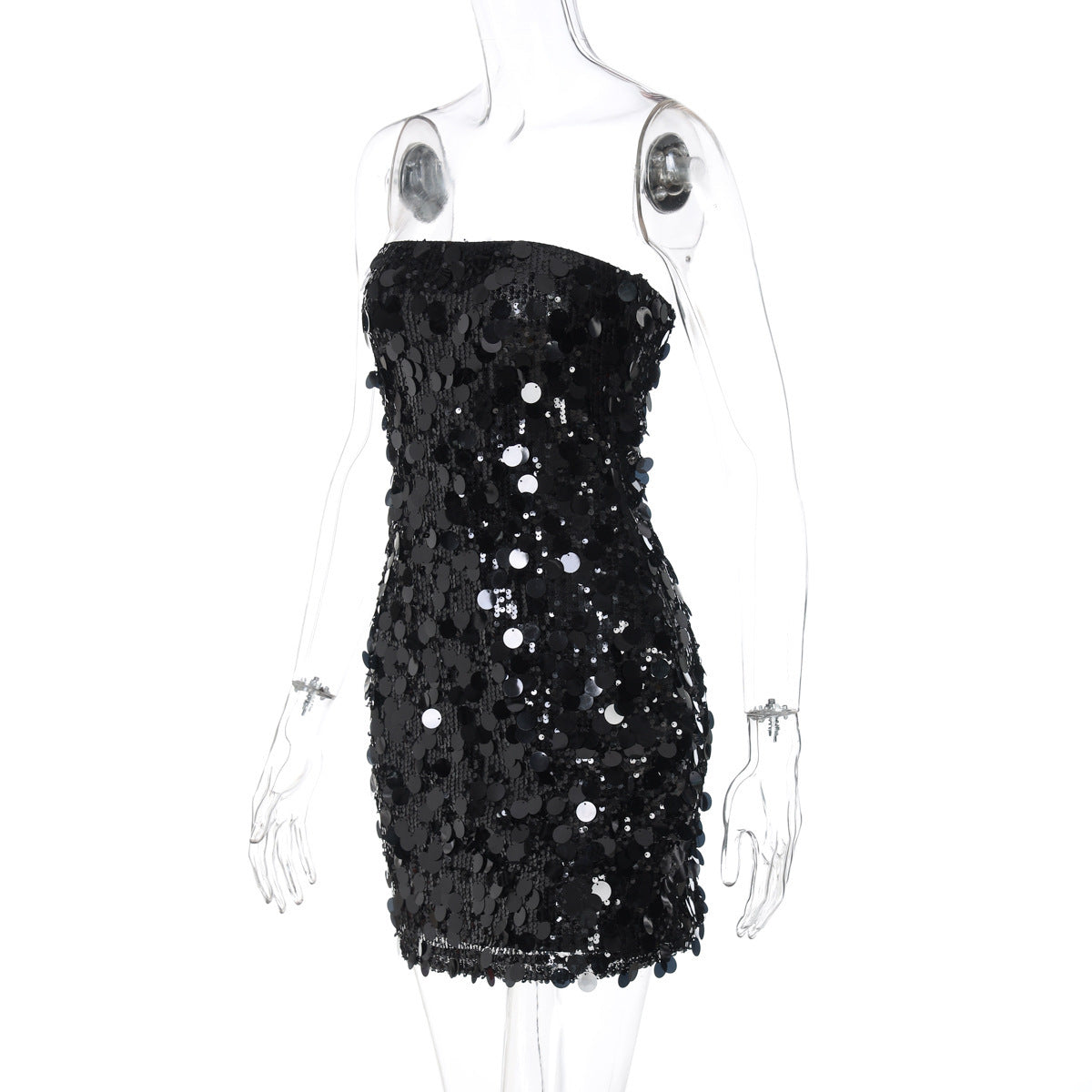 Kurzes, glitzerndes Damenkleid mit Pailletten von berg-feldt