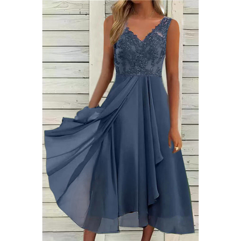 A-Linien Damenkleid mit Spitze und Chiffon-Rüschen von berg-feldt