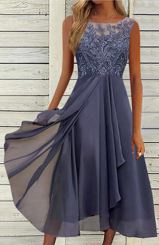 Elegantes Cocktailkleid für Damen mit kunstvollen Spitzendetails von berg-feldt
