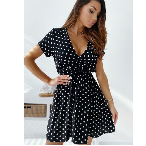 Wickelkleid für Damen mit Gürtel und Punkten von berg-feldt