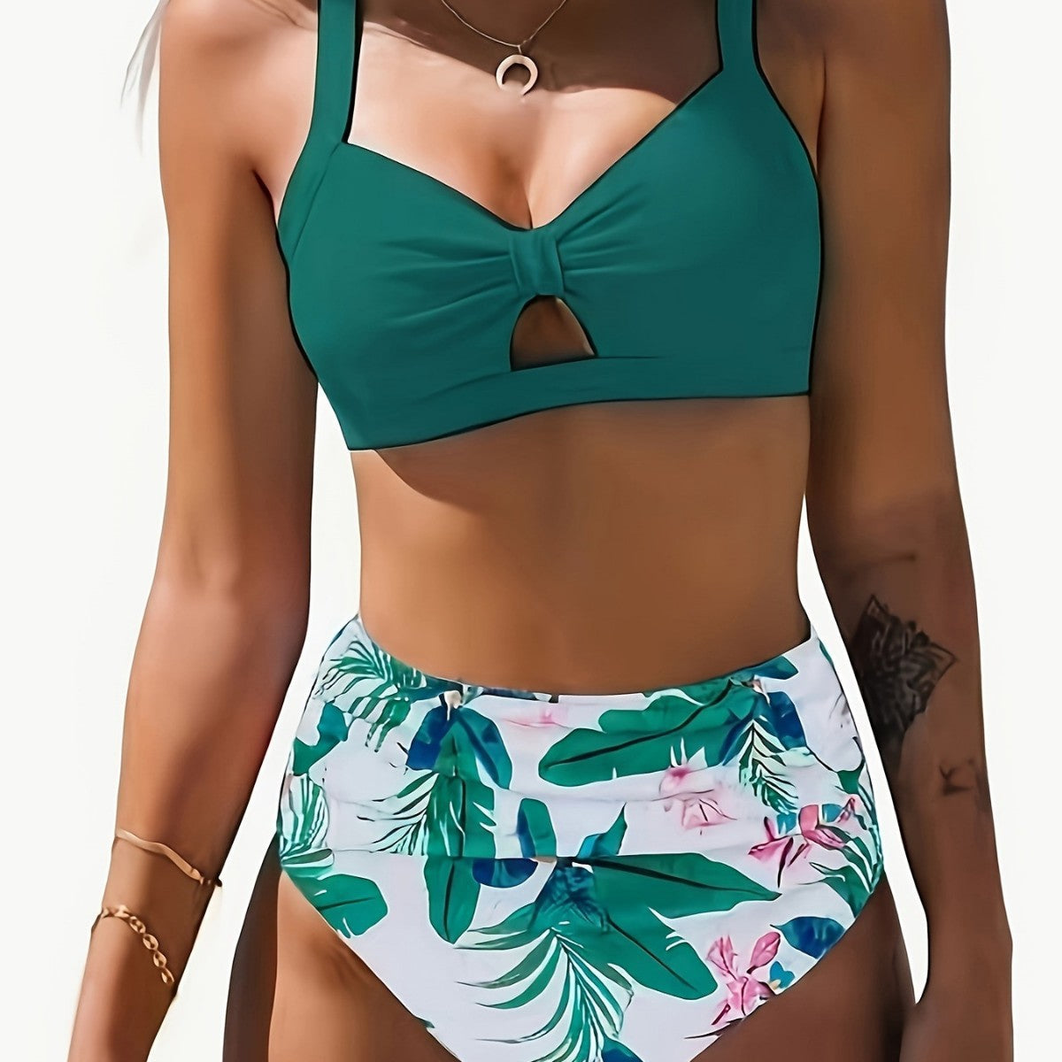 Eleganter Damen Bikini mit hohem Bund und modischem Cut-Out von berg-feldt
