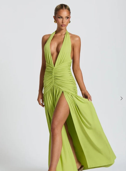 Abendkleid für Damen mit tiefem Ausschnitt und Rüschen von berg-feldt