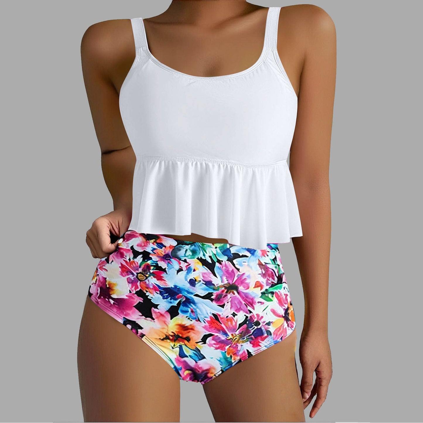 Lässiges Damen Bade-Set mit Rüschensilhouette und hoher Hose von berg-feldt