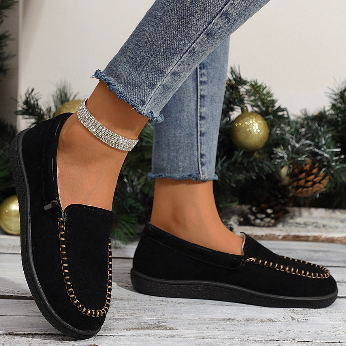 Bequeme Damen-Mokassins im lässigen Stil, handgenähte Details, weiches Innenfutter - berg-feldt