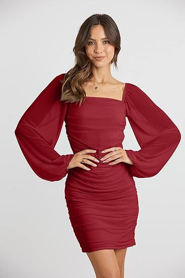 Robe de soirée élégante pour femme avec longues manches bouffantes transparentes et fente astucieuse de berg-feldt