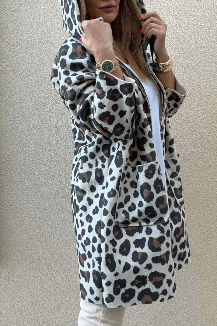 Bequeme Damen Kapuzenjacke im Leopardenmuster von berg-feldt