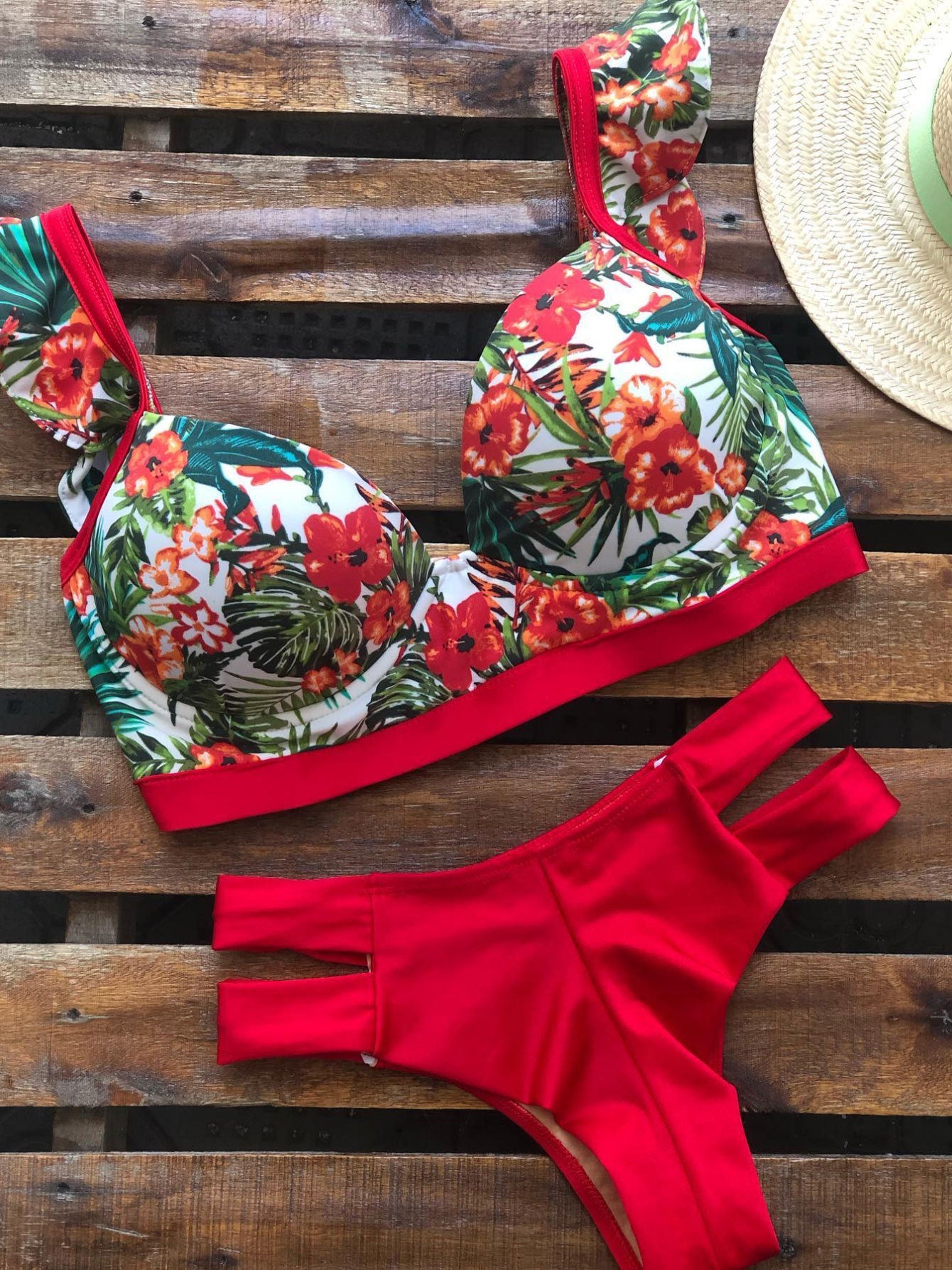 Bikini Set for Women with Floral Bustier Top and Trendy Straps by berg-feldt
- berg-feldt