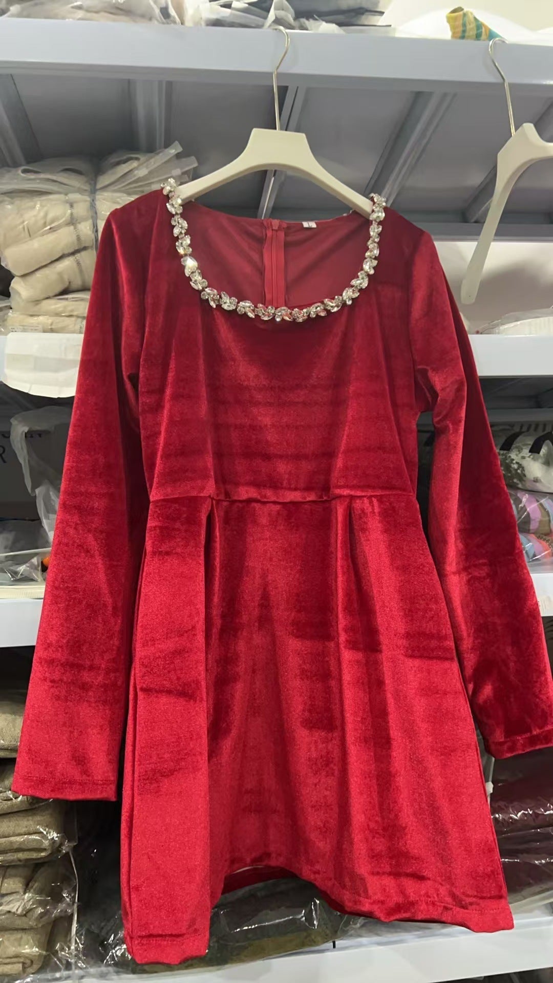 A-Linien-Kleid mit verziertem Ausschnitt, Langarm, Damen von berg-feldt