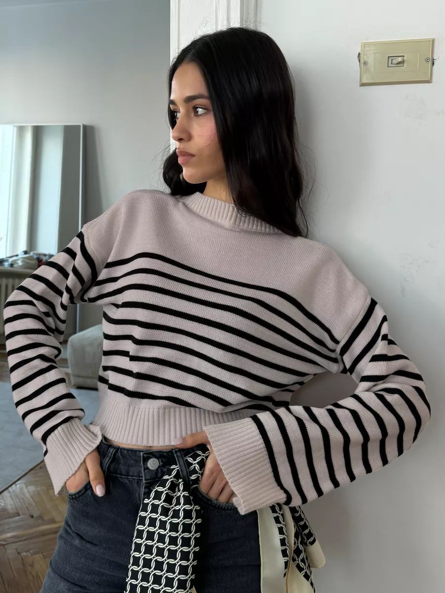 Weit geschnittener Damenpullover mit modischem Streifendesign von berg-feldt