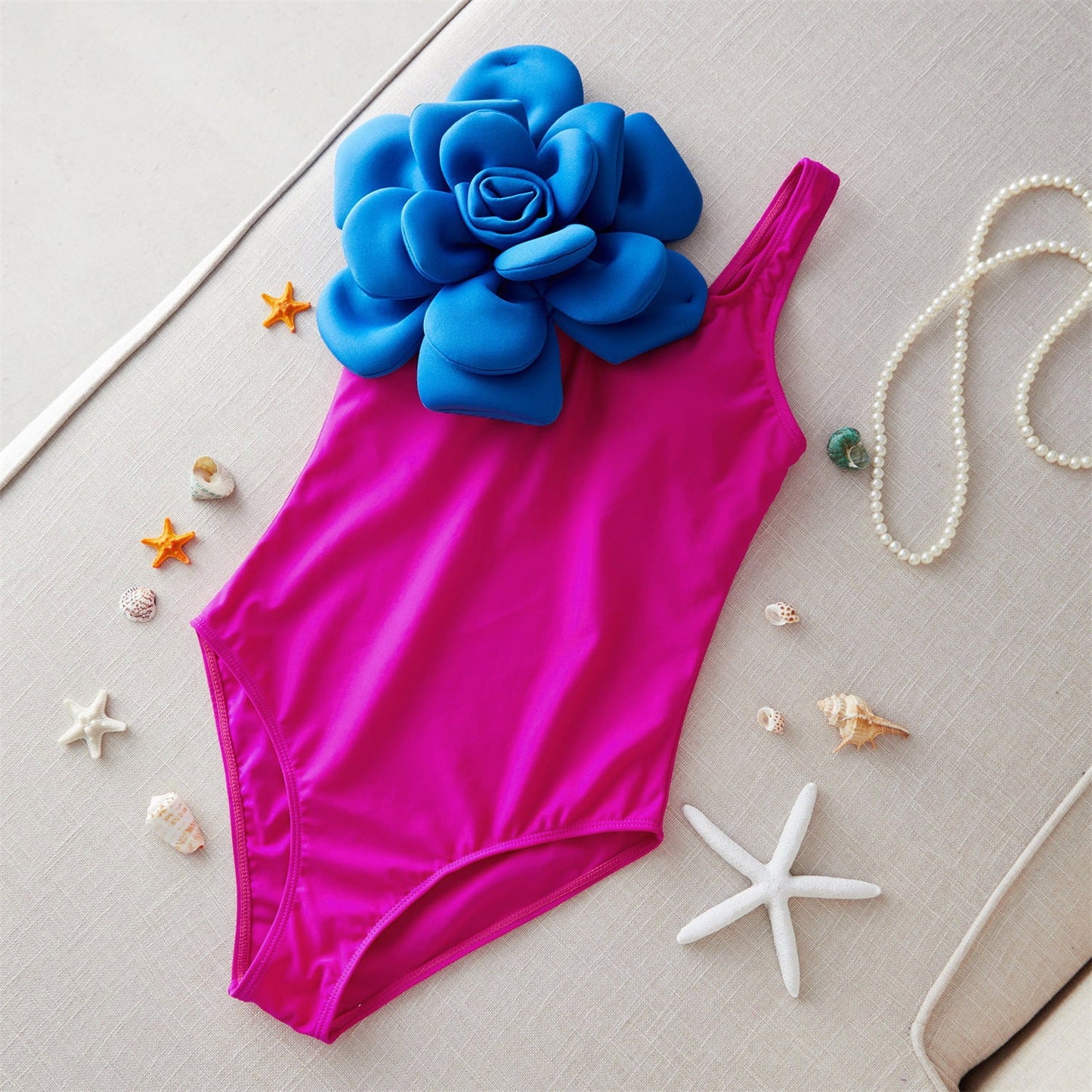 Badeanzug für Damen, Einteiler mit floralem 3D-Design von berg-feldt