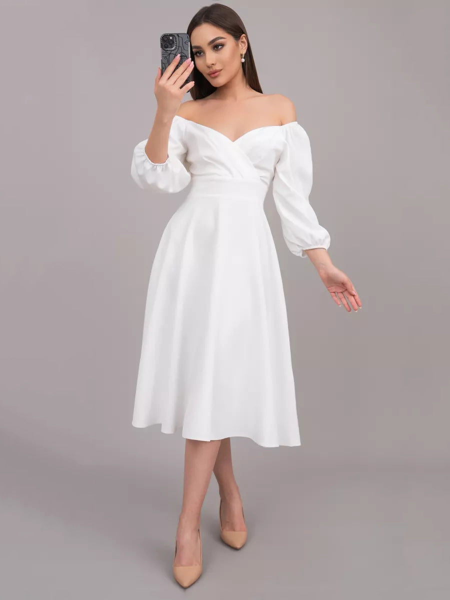 Wickelkleid für Damen mit voluminösen Ärmeln und elegantem V-Ausschnitt von berg-feldt