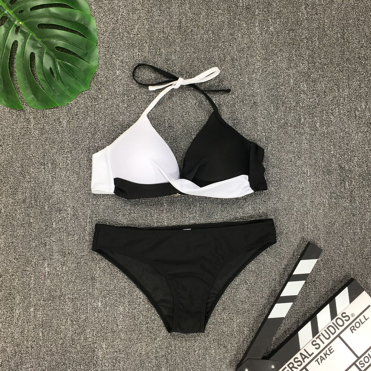 Zweifarbiger Damen Dreiecksbikini von berg-feldt