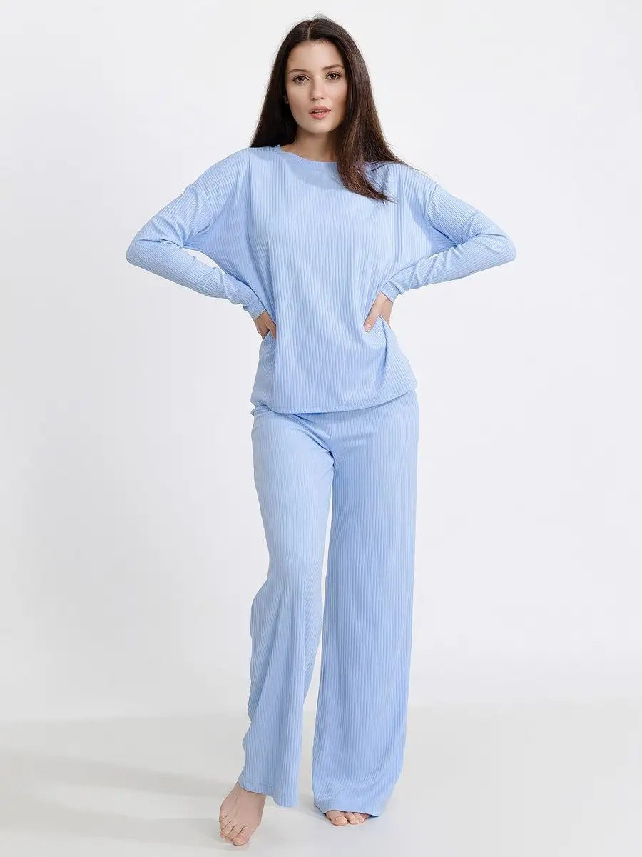 Weites Damen-Strickset mit Zopfmuster von berg-feldt