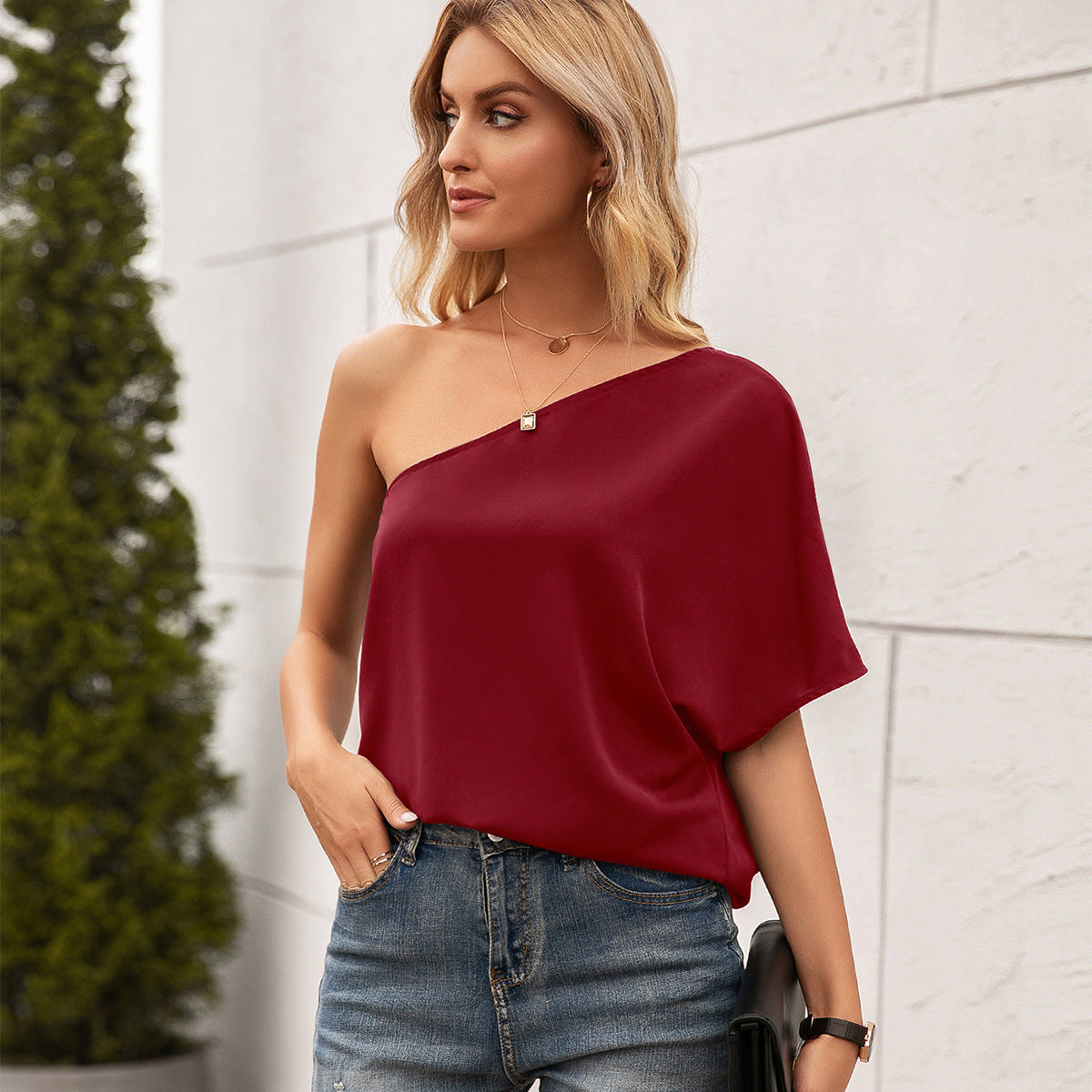 Chemisier asymétrique pour femme avec coupe décontractée et design élégant Berg-Feldt