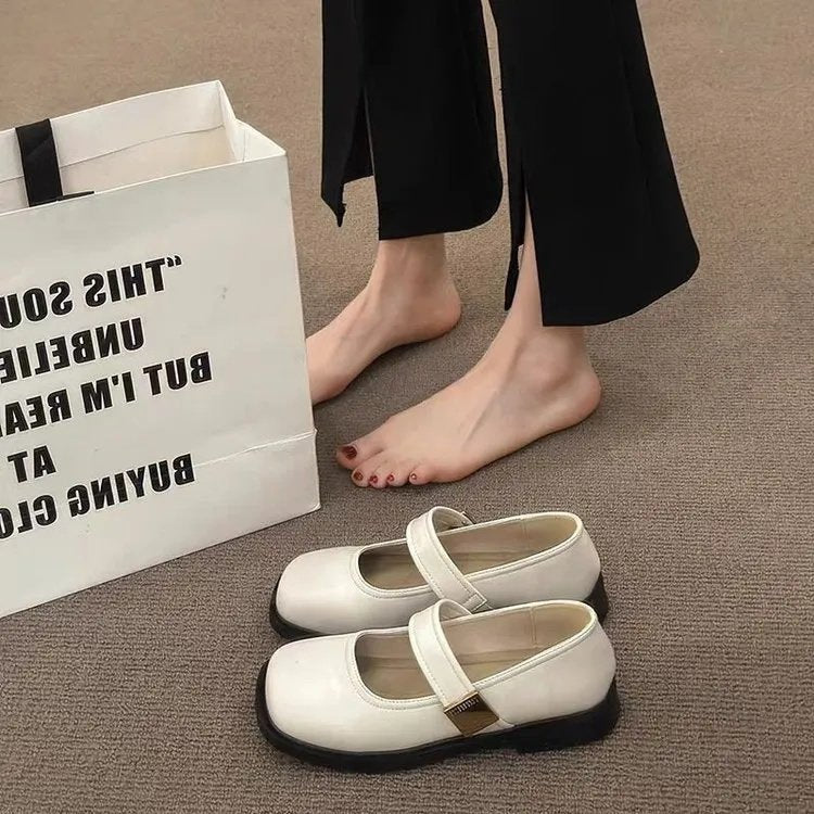 Elegante Damen Mary Janes mit Riemen und bequemem Blockabsatz von berg-feldt