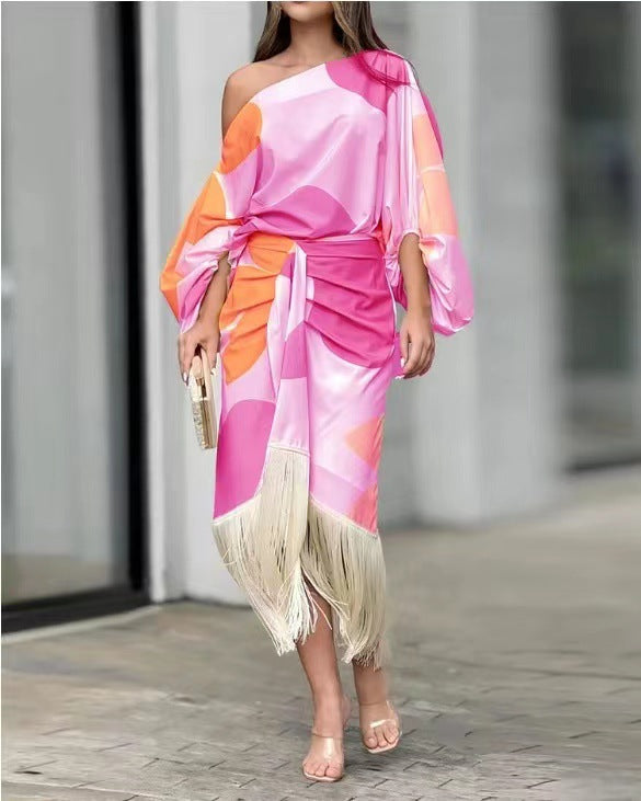Asymmetrisches Wickelkleid mit Fransenbesatz von berg-feldt