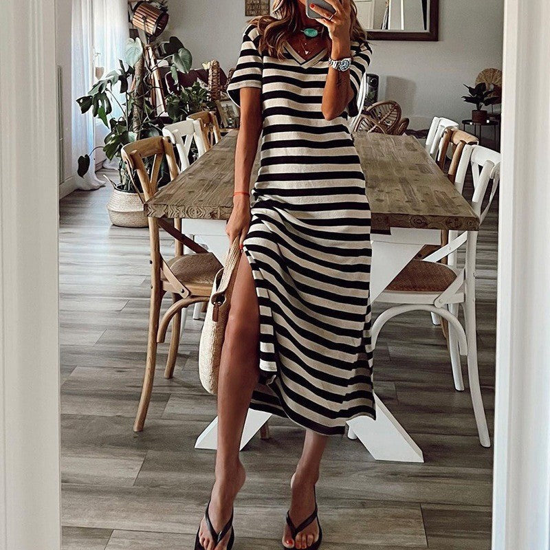 Lässiges Damen Sommermaxikleid mit Streifen und Seitenschlitz von berg-feldt
