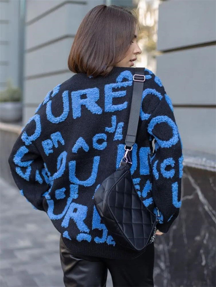 Damen Oversized Strickpullover mit auffälligem Schriftzug und lässiger Passform Berg-Feldt