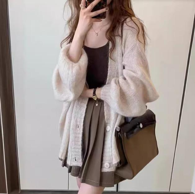 Cardigan tendance à manches larges et détails élégants pour femme Berg-Feldt