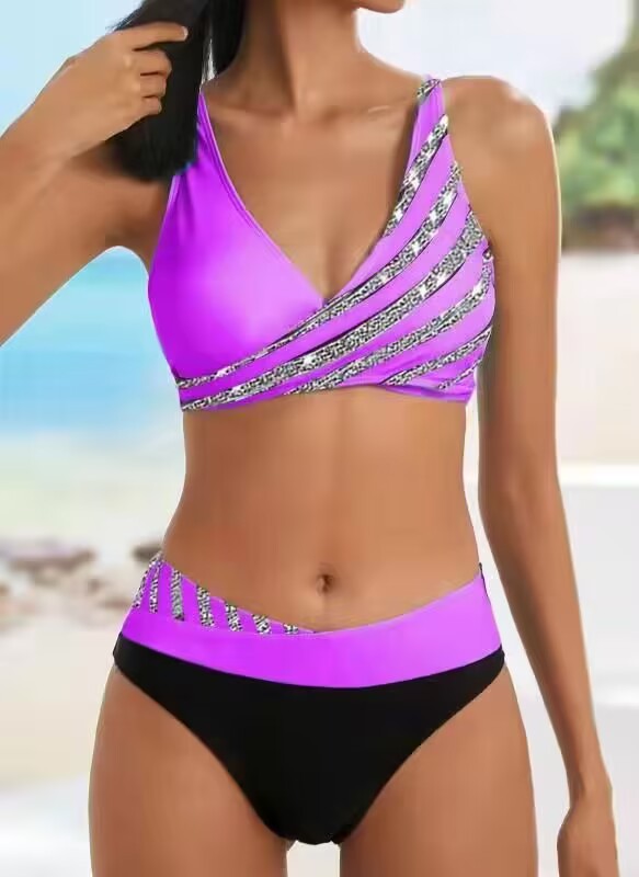 Asymmetrischer Damen-Bikini mit Kontrastdesign von berg-feldt