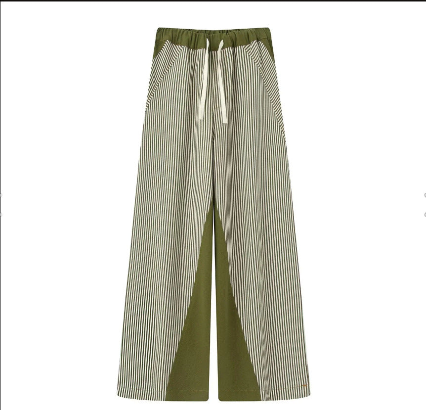 Weite Damenhose mit Streifen, verstellbarem Bund und Berg-Feld-Design