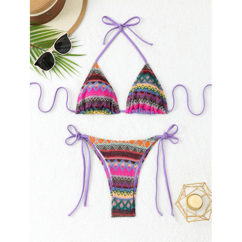 Haut de bikini triangle bohème et liens ludiques par berg-feldt