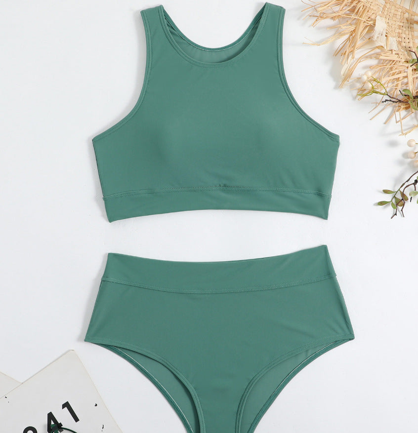 Moderner Damen Sport-Bikini mit hohem Bund und Blattmuster von berg-feldt
