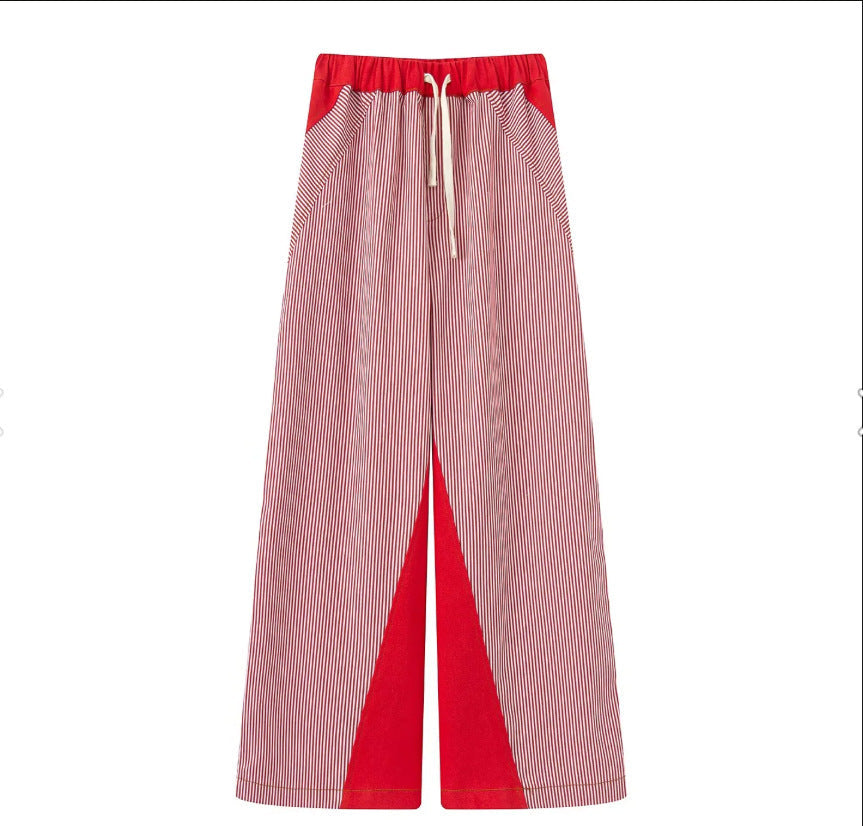 Weite Damenhose mit Streifen, verstellbarem Bund und Berg-Feld-Design
