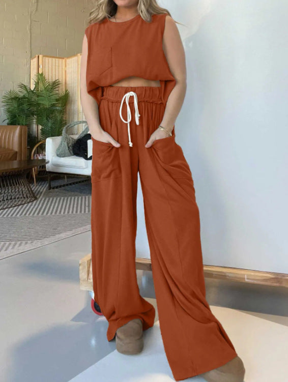 Women's Comfortable Two-Piece Loungewear Set with High-Waisted Trousers by berg-feldt