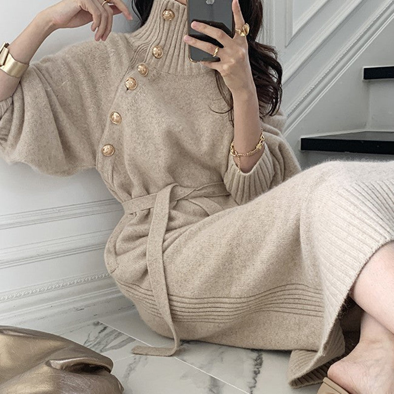 Asymmetrisches Strickkleid mit Knopfelement von berg-feldt