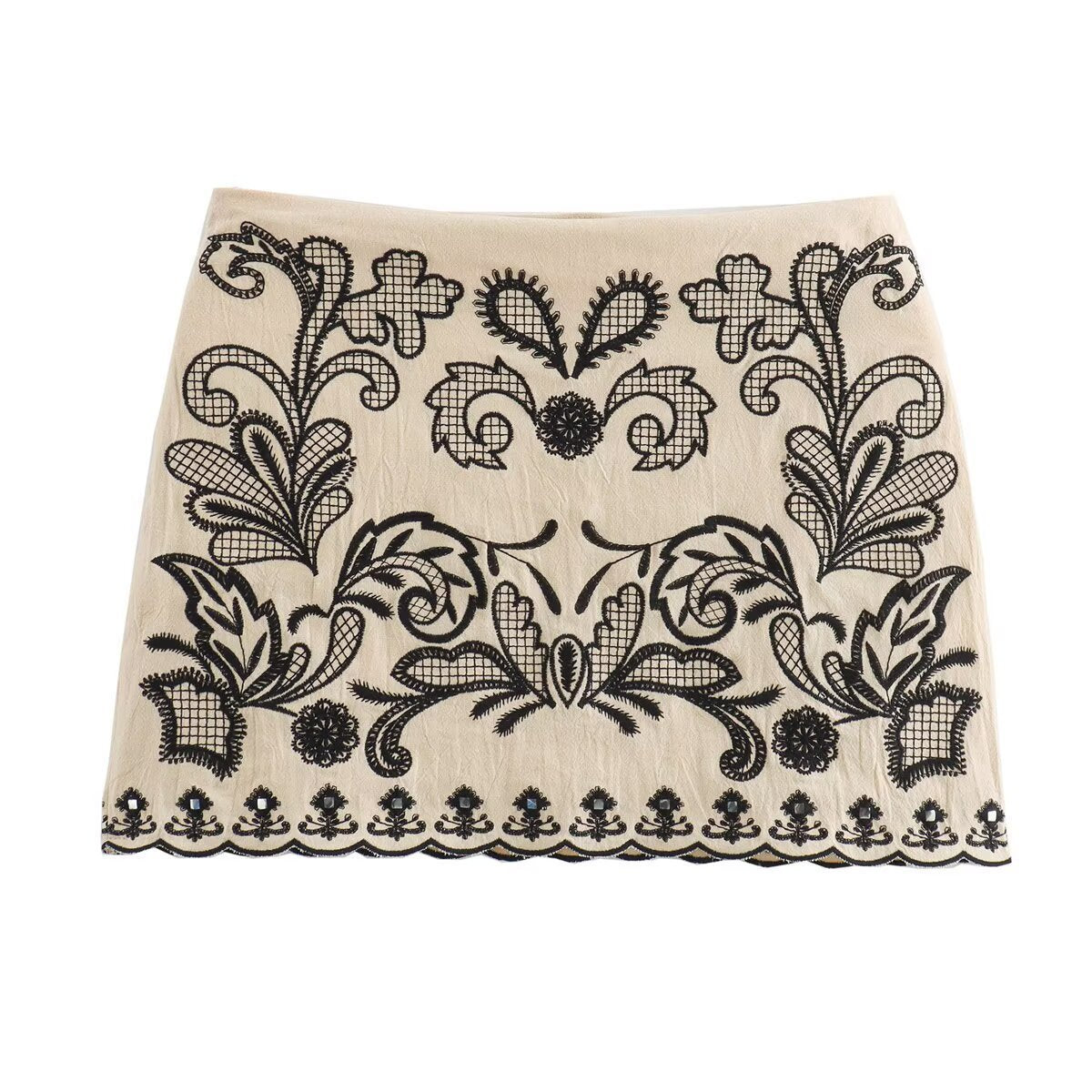 Women's Embroidered Halter Crop Top berg-feldt