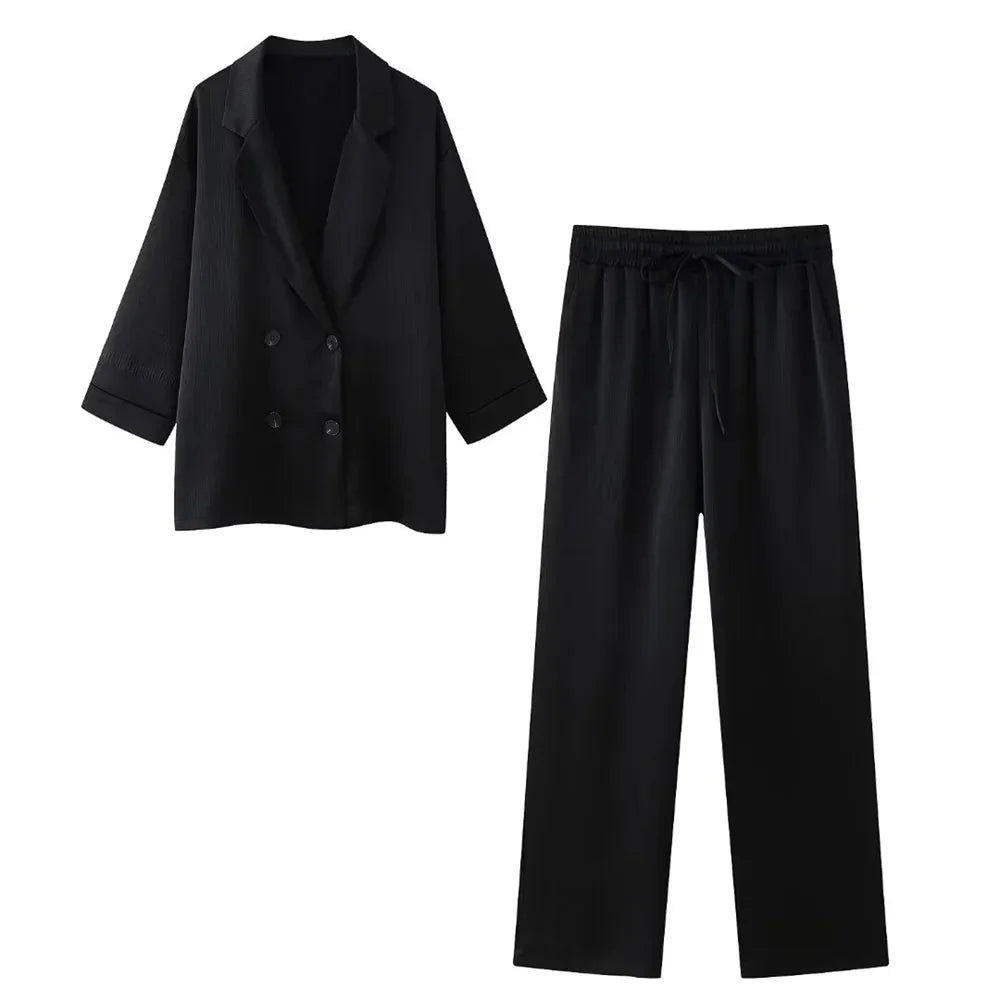 Stylish Lounge Set - Landra