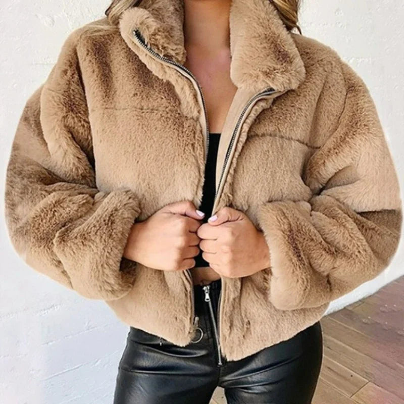 Berg-Feldt | Velvet Touch Mantel mit Reißverschluss