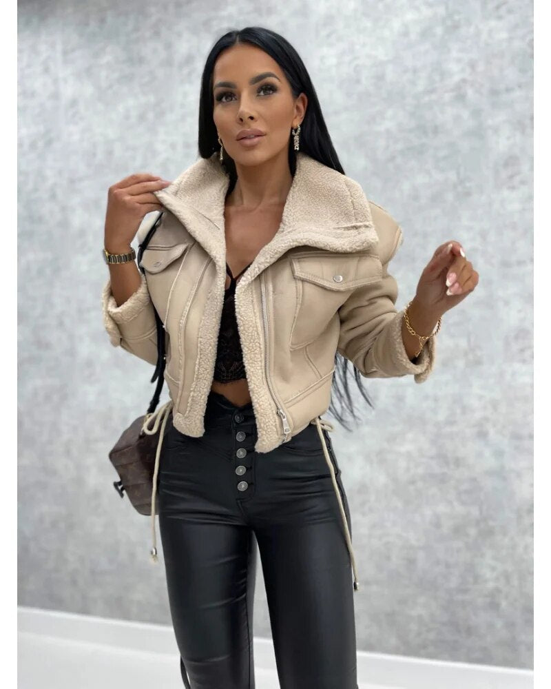 Berg-Feldt | Kurze Lederjacke mit Teddyfutter