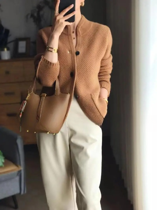 Damen Strickjacke mit Taschen, weich