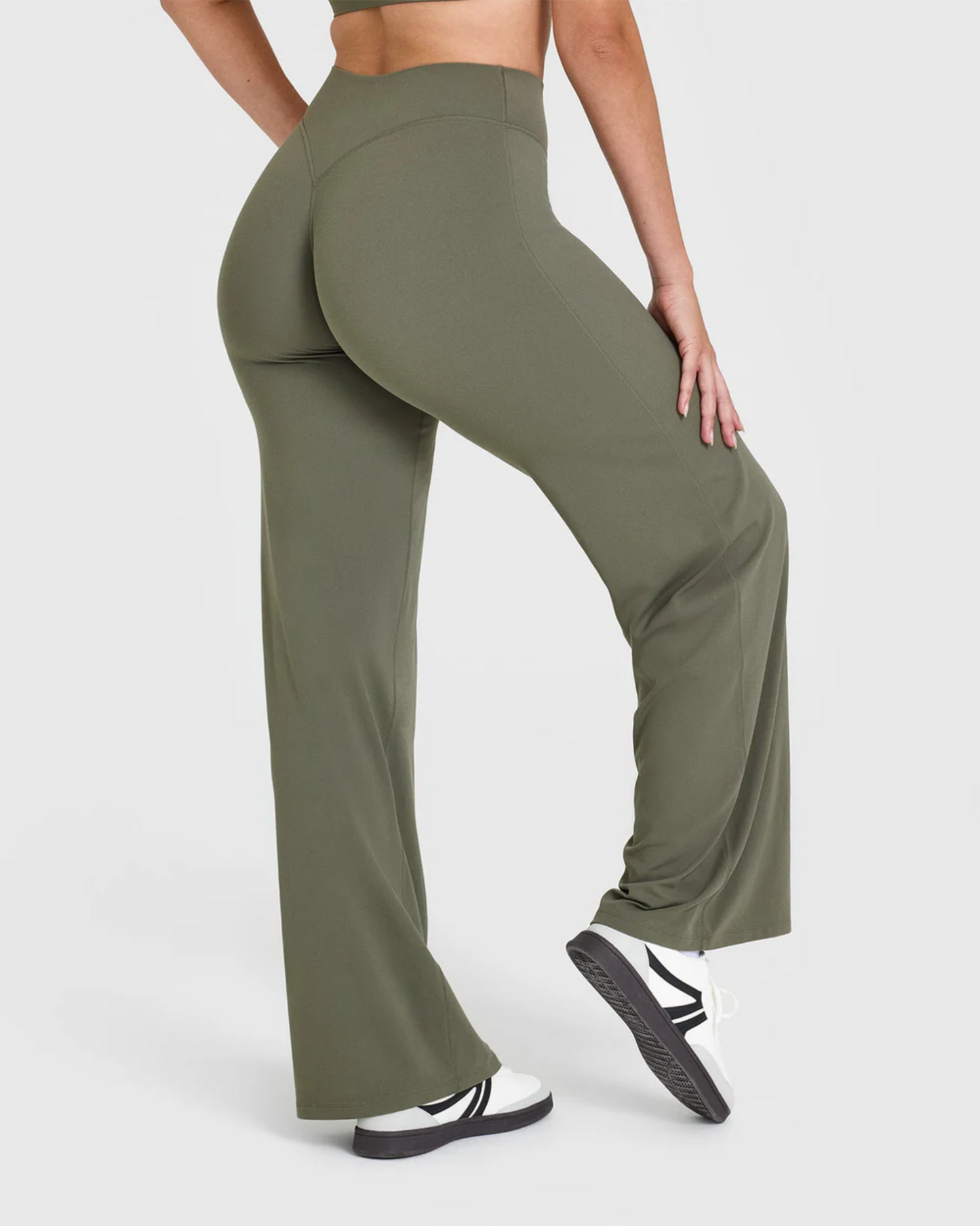 Berg-Feldt | Jambe Large et Taille Haute pour Femmes