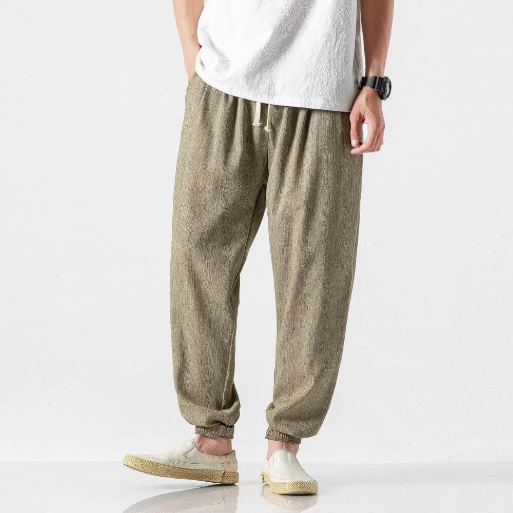 Bequeme Herrenhose aus leichter Baumwolle und Leinen