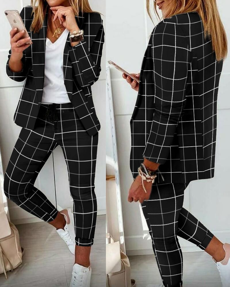 Blazer et pantalon à carreaux en tailleur