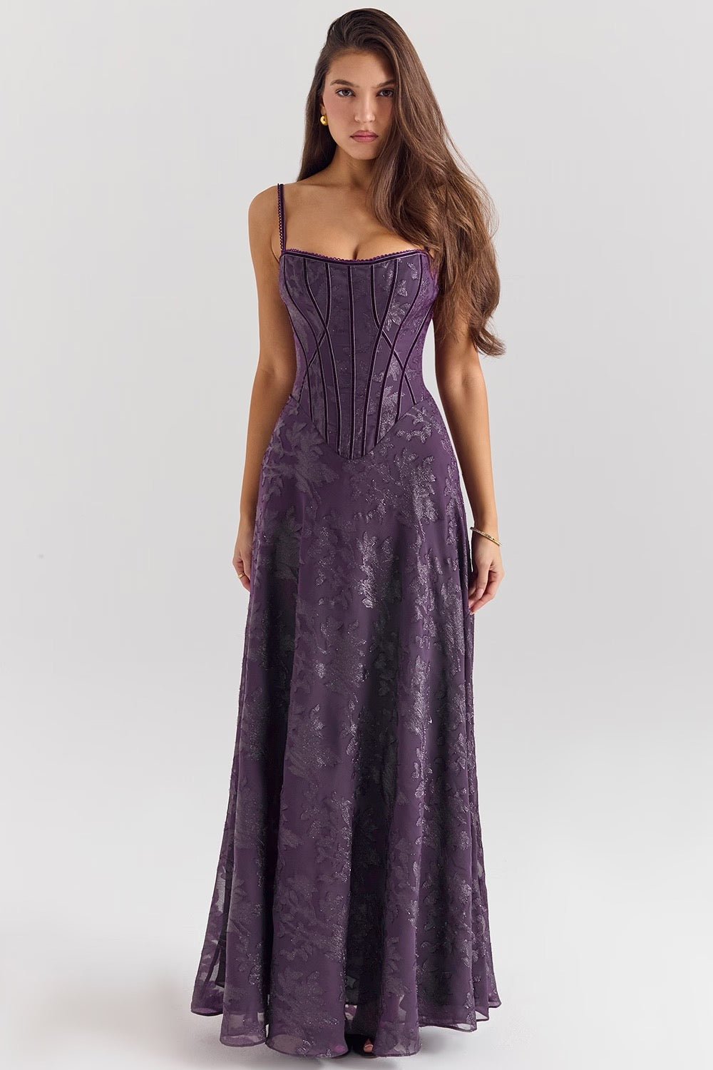 Berg-Feldt : une robe élégante pour toutes les occasions
