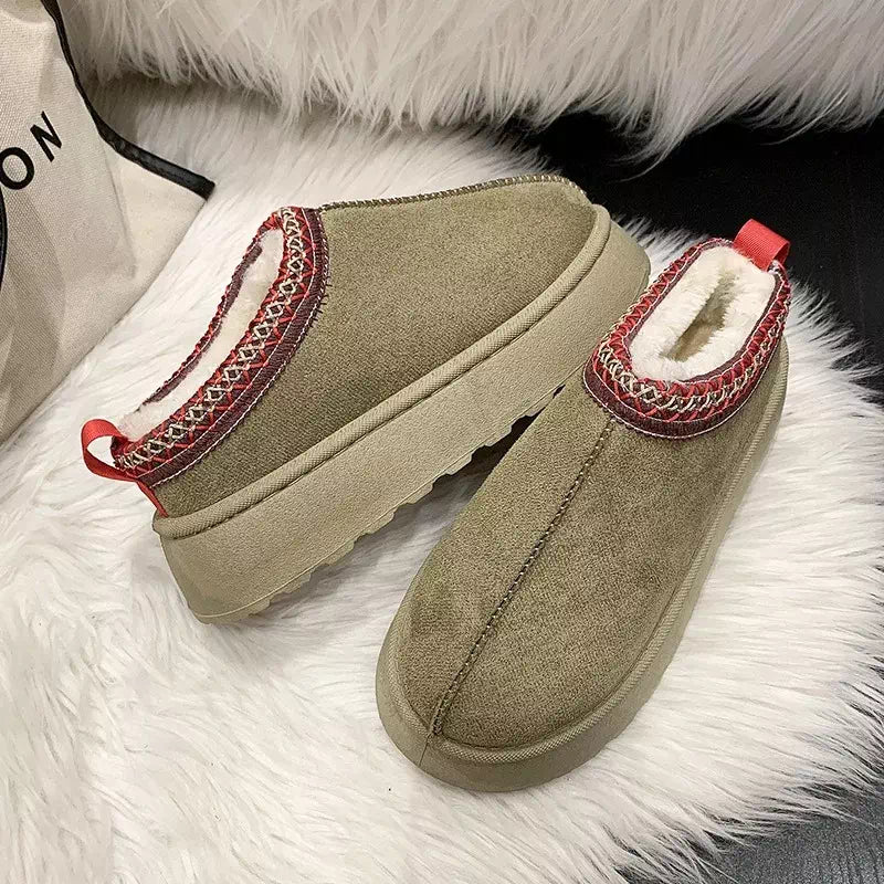 Moderner, bequemer orthopädischer Stiefel