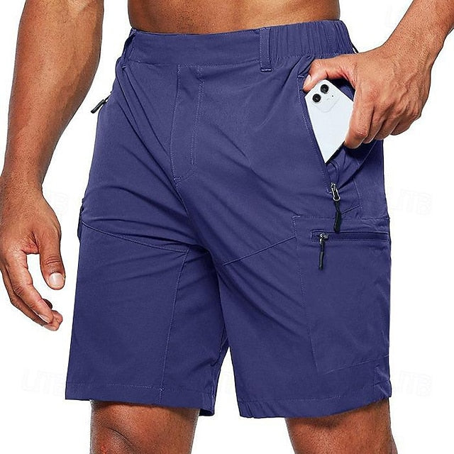 Comfortable cargo shorts for a relaxed summer style by Justinius